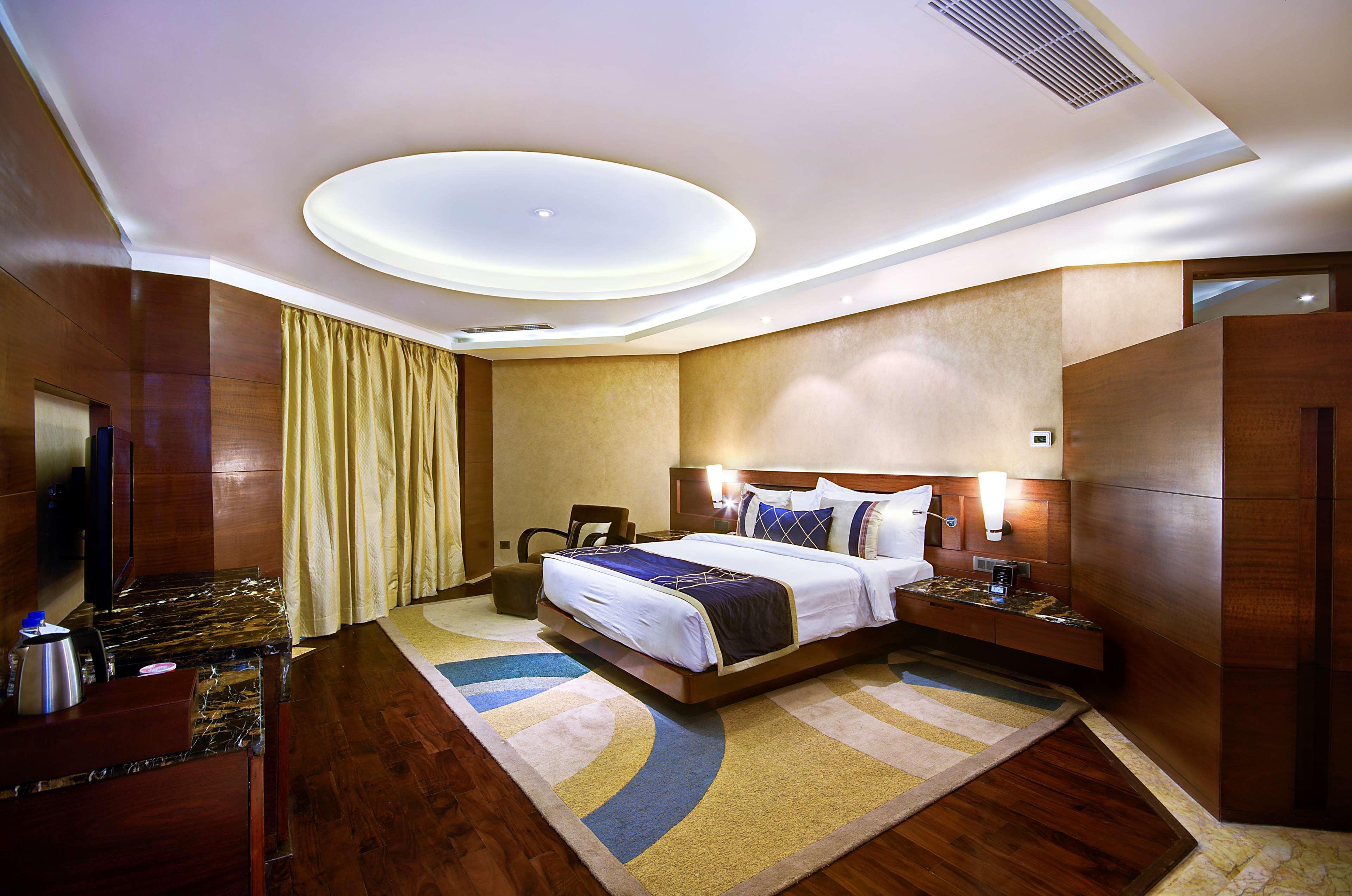 Radisson Blu Kaushambi Delhi Ncr 호텔 가지아바드 외부 사진