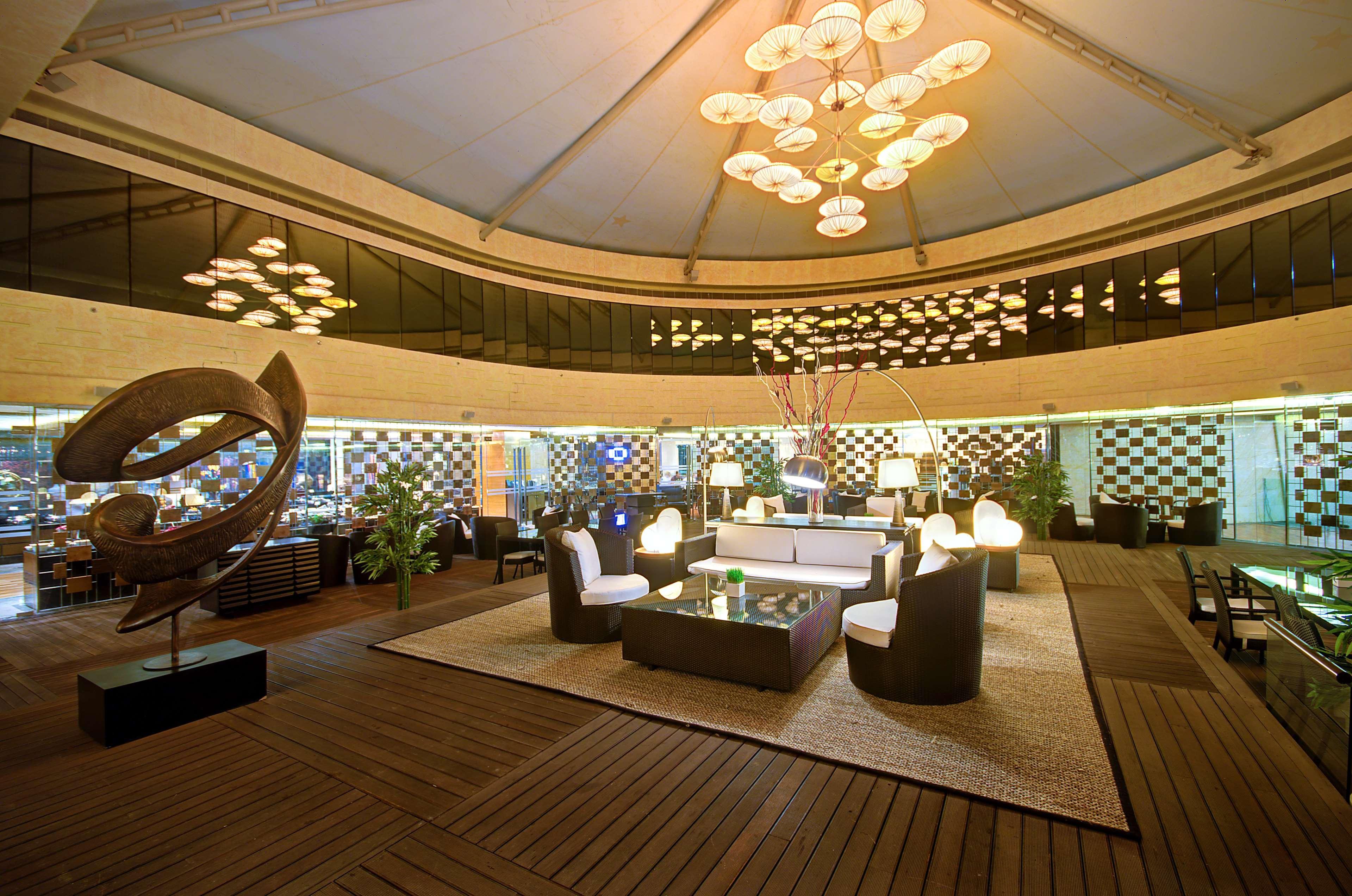 Radisson Blu Kaushambi Delhi Ncr 호텔 가지아바드 외부 사진