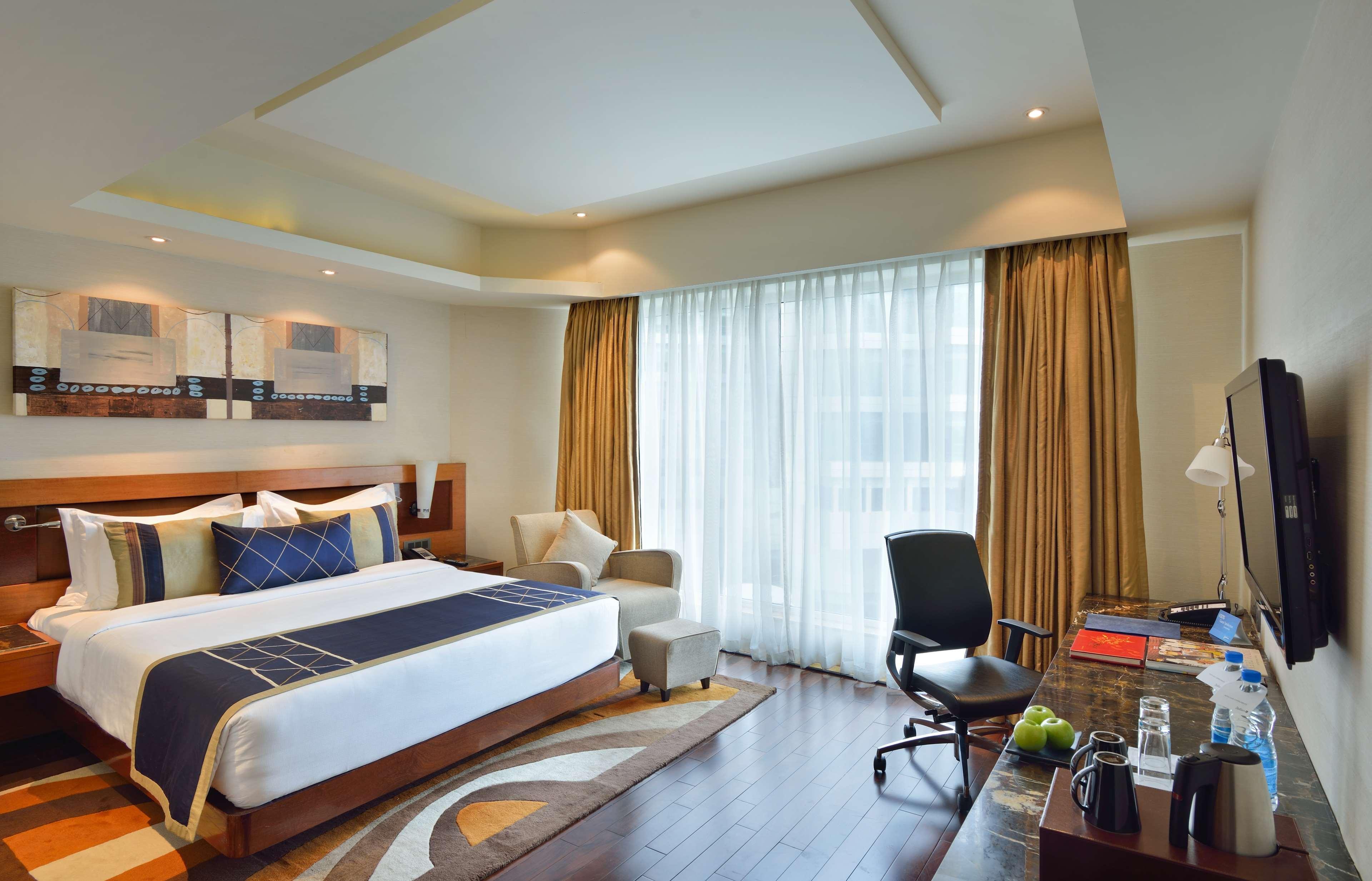 Radisson Blu Kaushambi Delhi Ncr 호텔 가지아바드 외부 사진