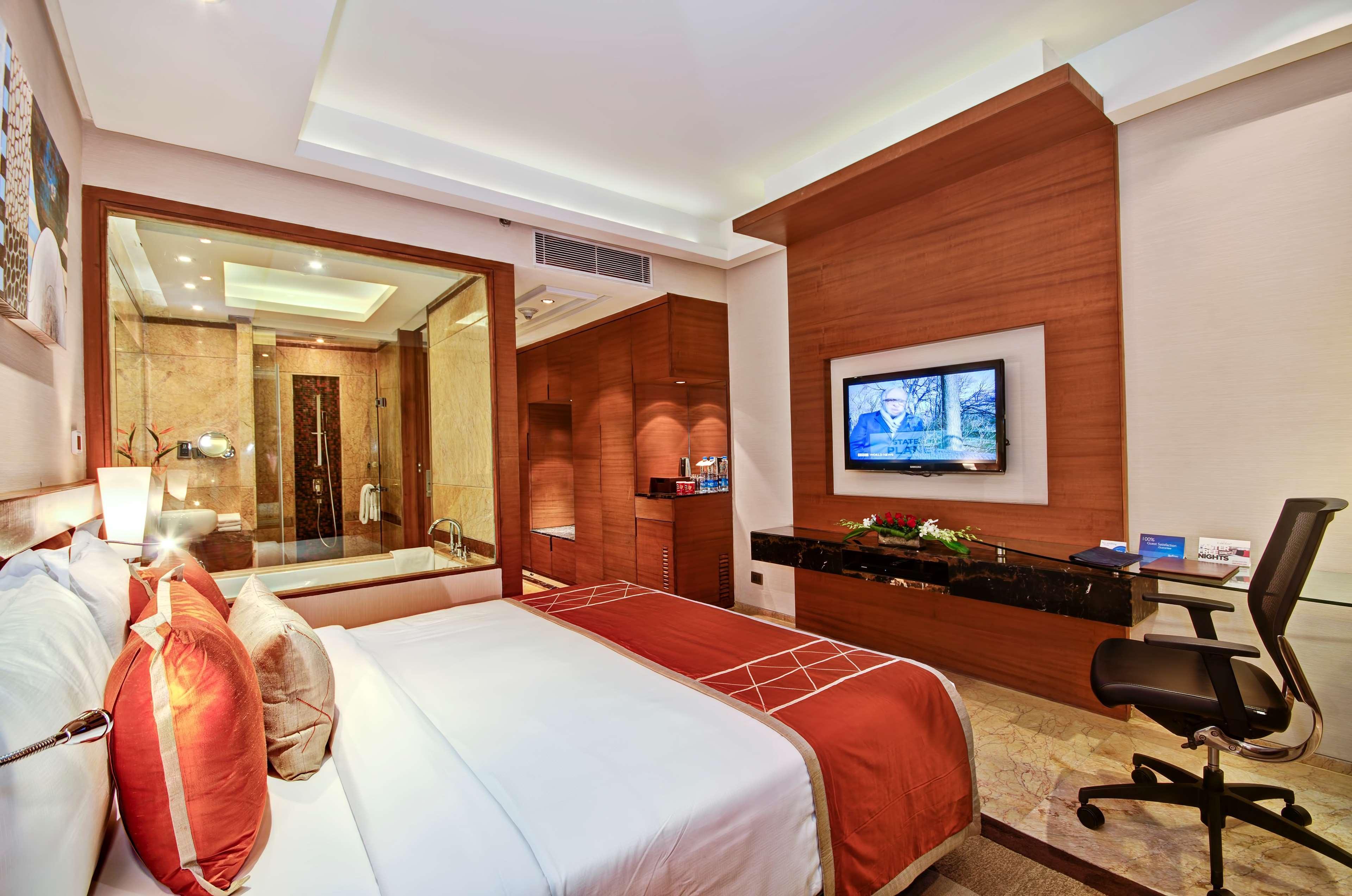 Radisson Blu Kaushambi Delhi Ncr 호텔 가지아바드 외부 사진