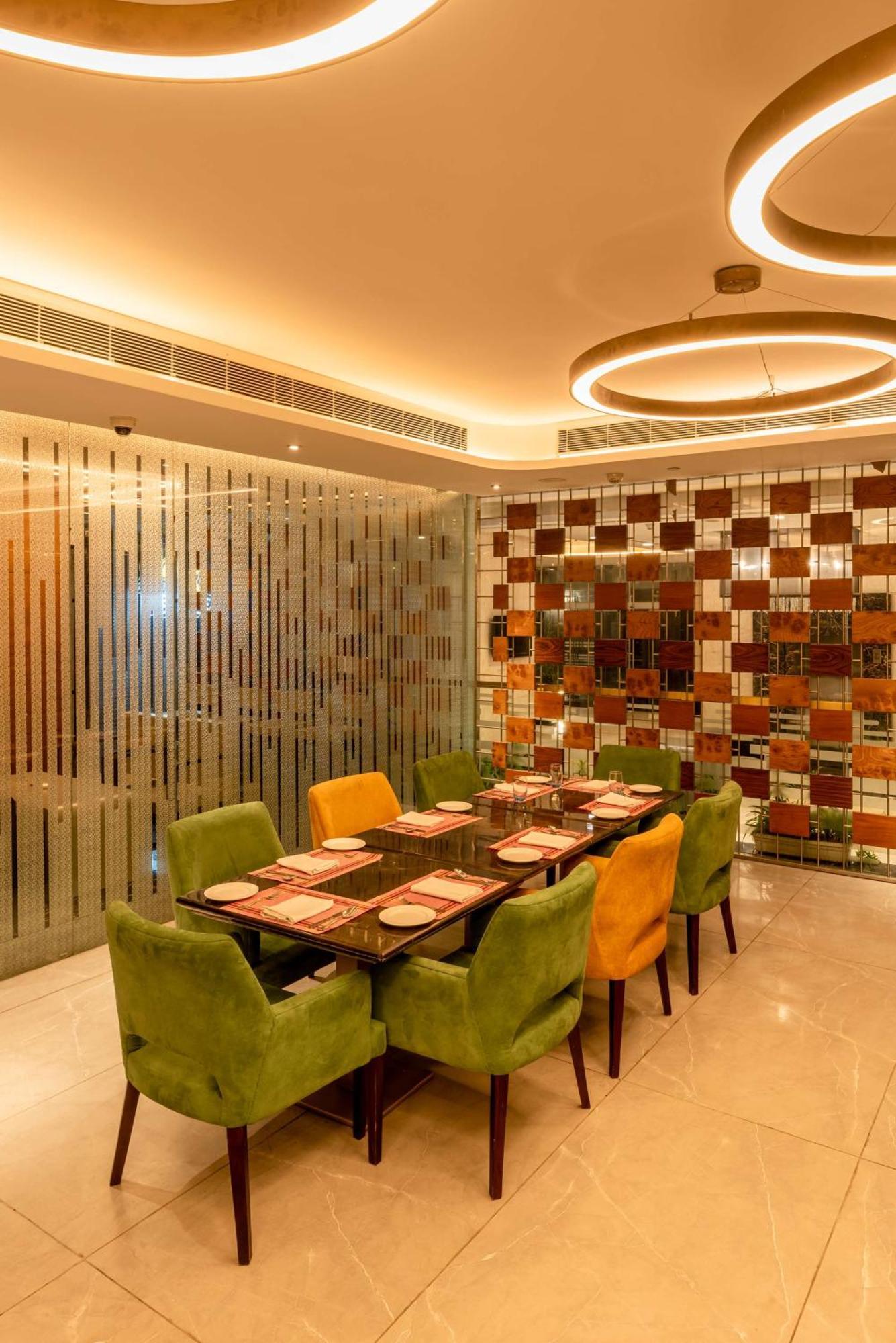 Radisson Blu Kaushambi Delhi Ncr 호텔 가지아바드 외부 사진